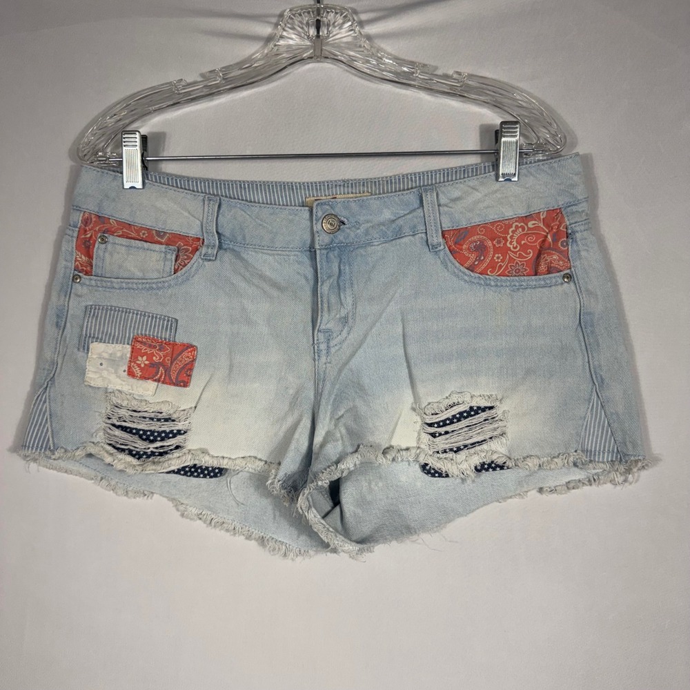 Vtg LEI Ashley Low Rise Denim Mini Shorts 11 Patchwork‎ Paisley Trashy Chic Y2K